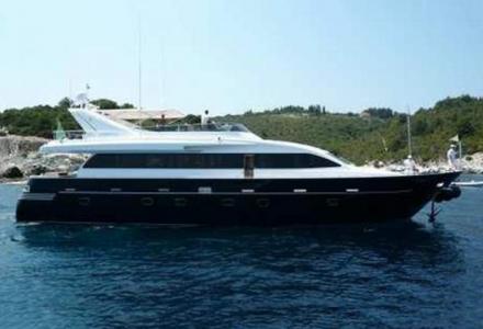 yacht Aminah