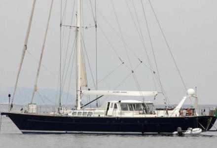 yacht Antares Avance