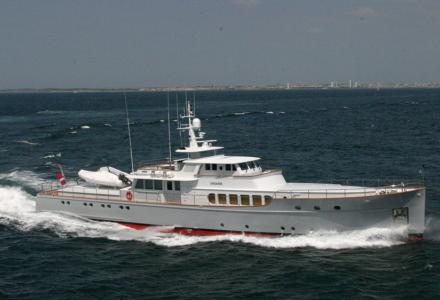 yacht Okeanis