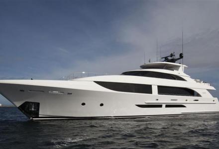 yacht Westport 125