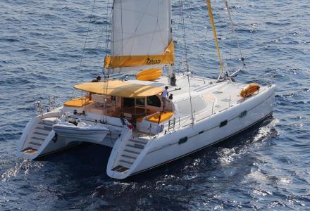 yacht Tahuata