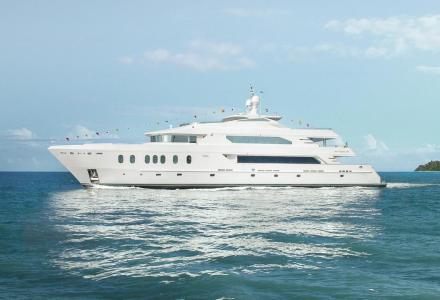 yacht MCP 140 Hemisphere