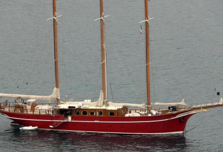 yacht Francesca Petrarca