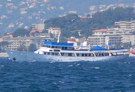 yacht Lands End