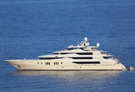 yacht Eminence