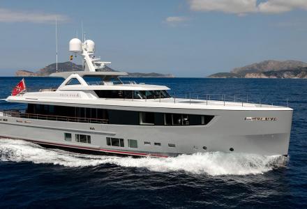 yacht Delta One