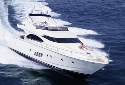 yacht X-Treme