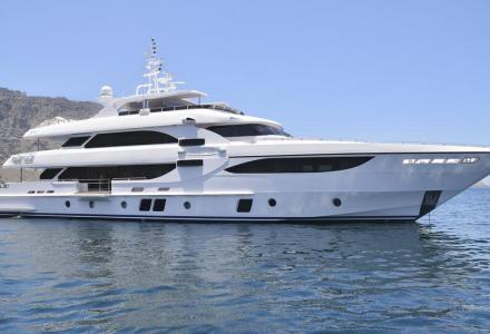 yacht Dubai Star