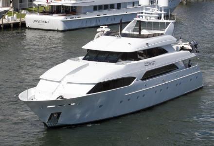 yacht Invision