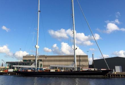 yacht Apsara