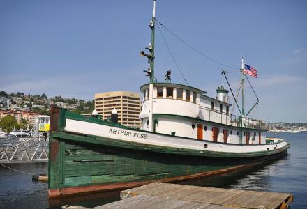 yacht Arthur Foss