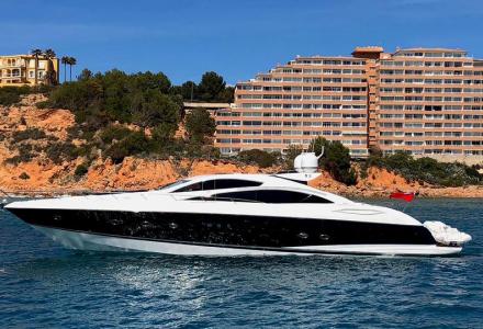 yacht Sunseeker Predator 82