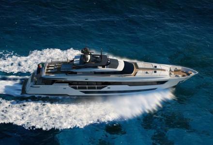 yacht Custom Line 120 