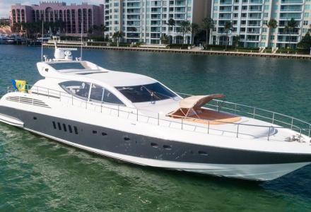 yacht Dolce Vita II