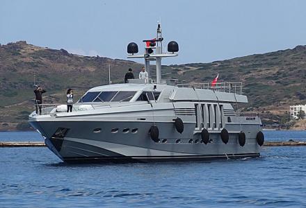 yacht Protect 136