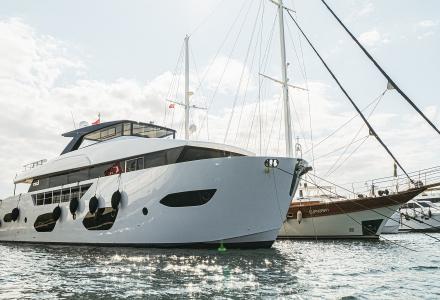 yacht Onyx 87