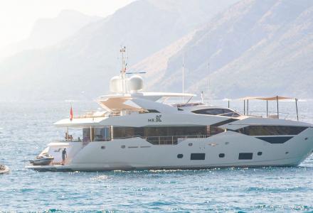 yacht Legende