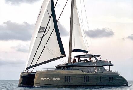 yacht Grayone