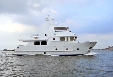 yacht Bering 65