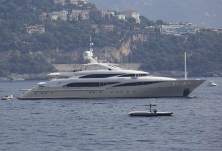 yacht Kolaha