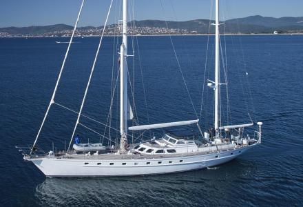 yacht Altair