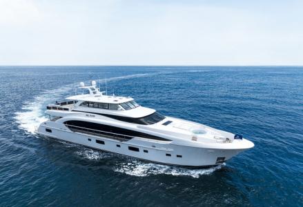 yacht Miss Michelle