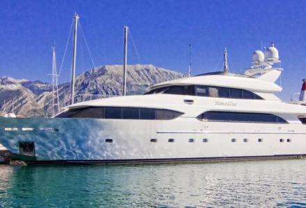 yacht Mona Liza