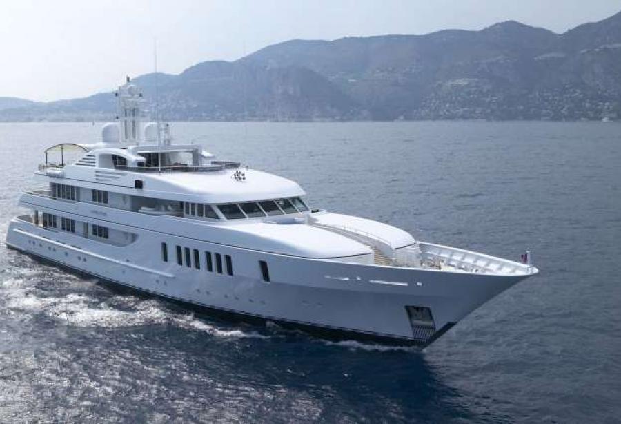 yacht Samadhi