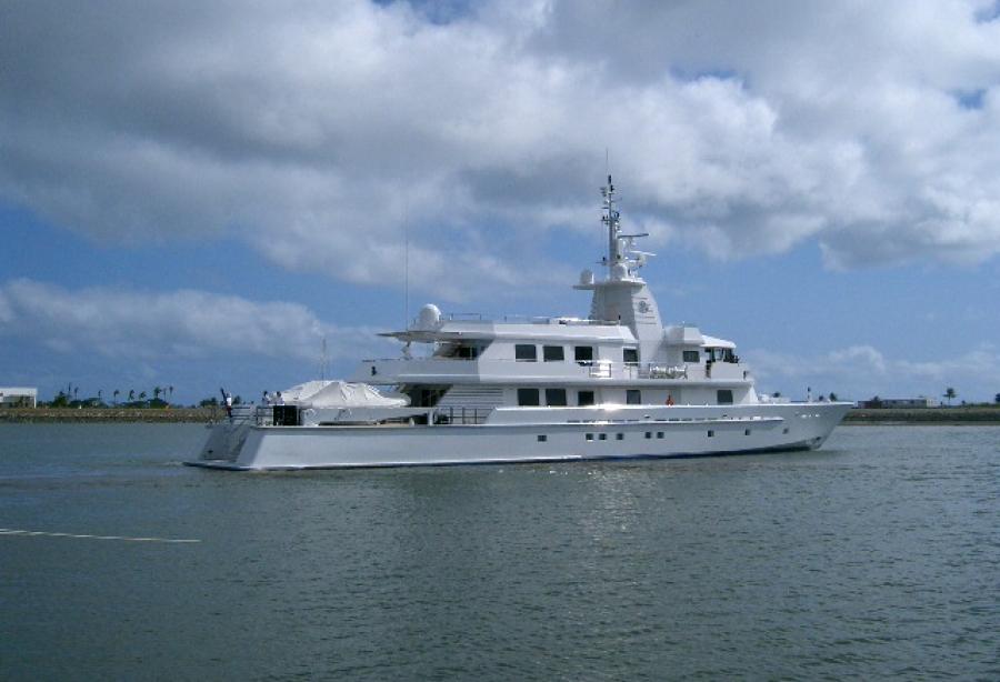 yacht Mizu