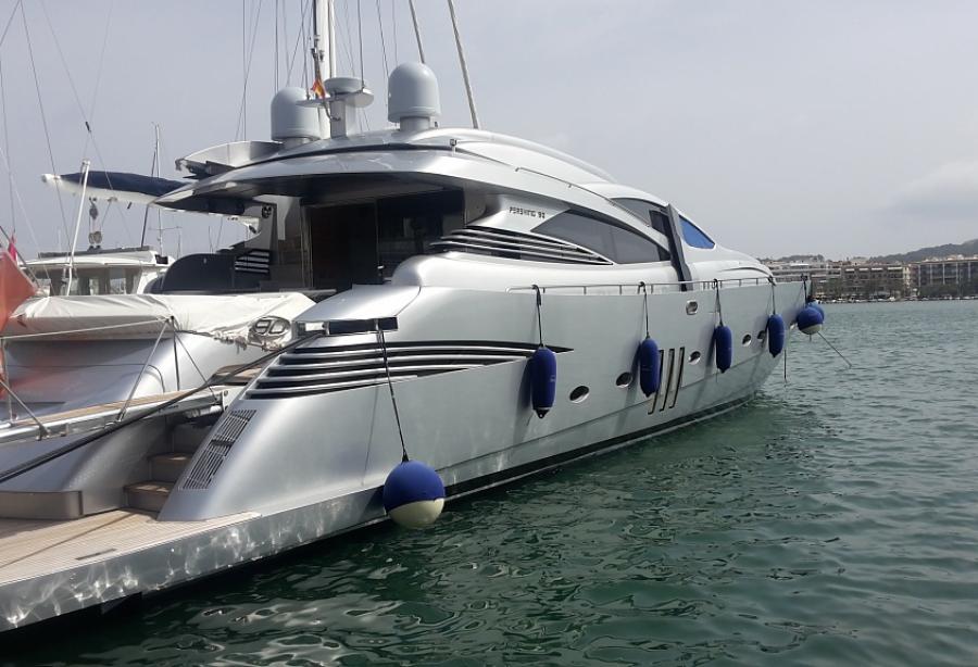 yacht La Datcha