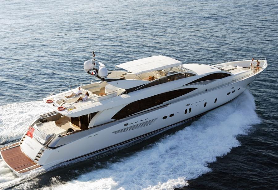 yacht Eclipse
