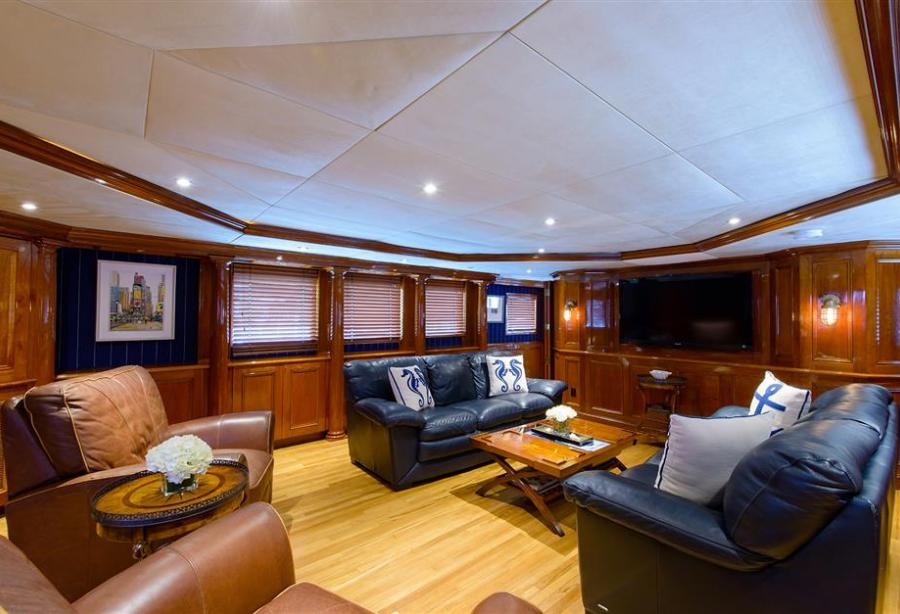 yacht Bayou