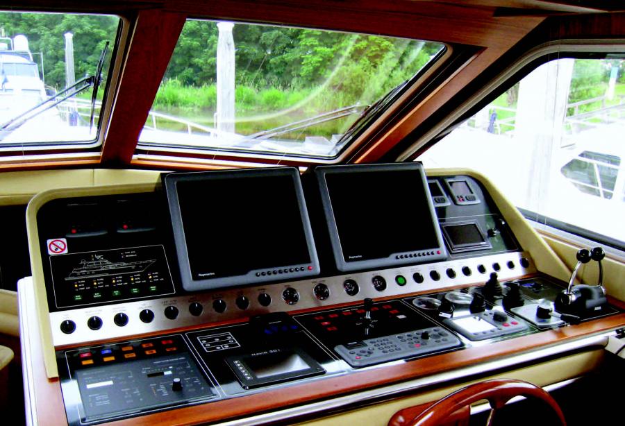 yacht Continental I