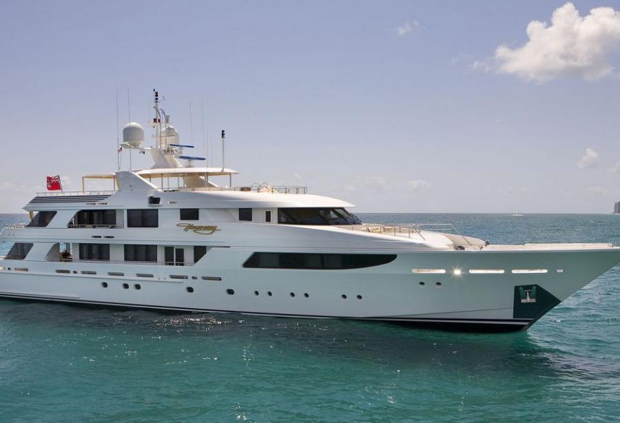 yacht Second Love