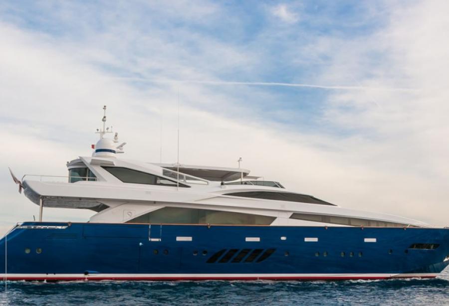 yacht H