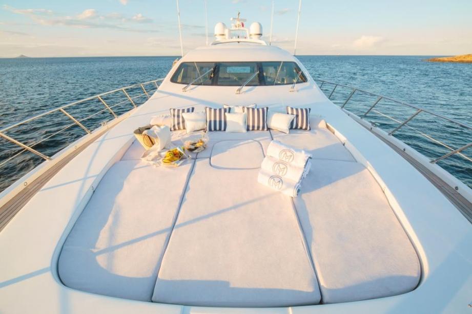 yacht Chill Out