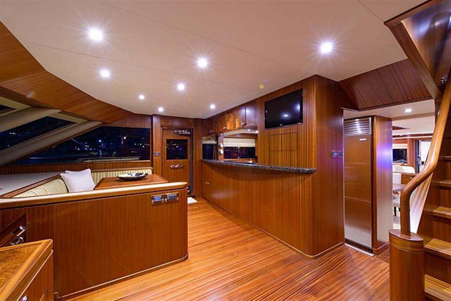 yacht Miss Michelle