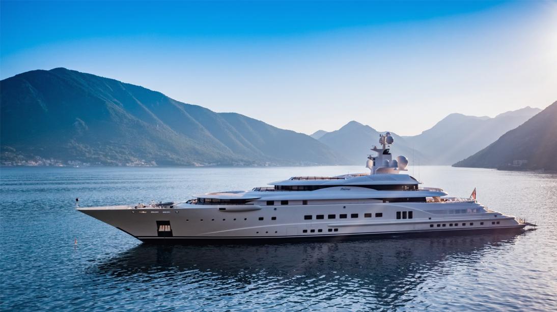 yacht Pelorus