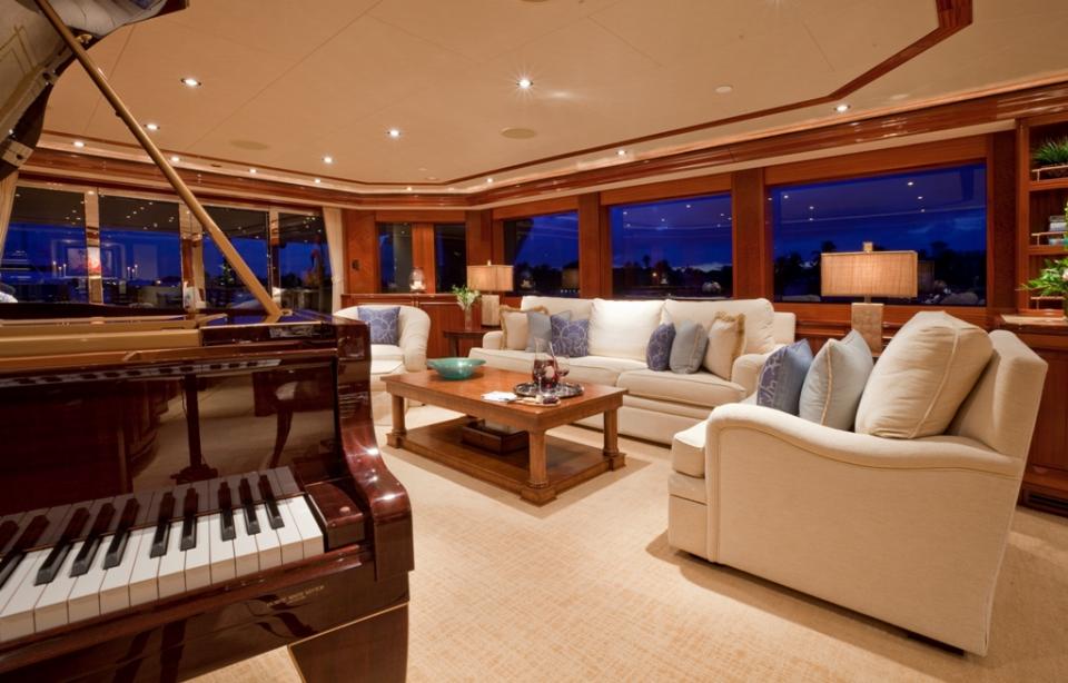 yacht Rule No.1