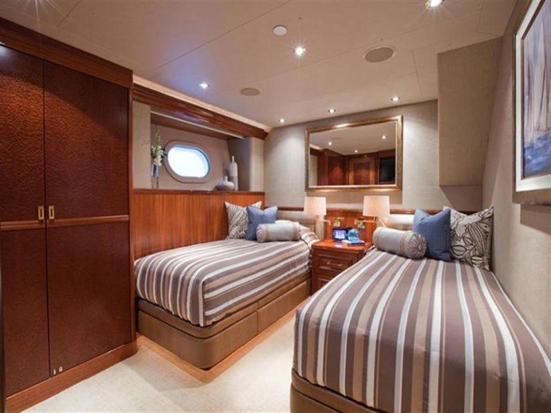 yacht Rule No.1