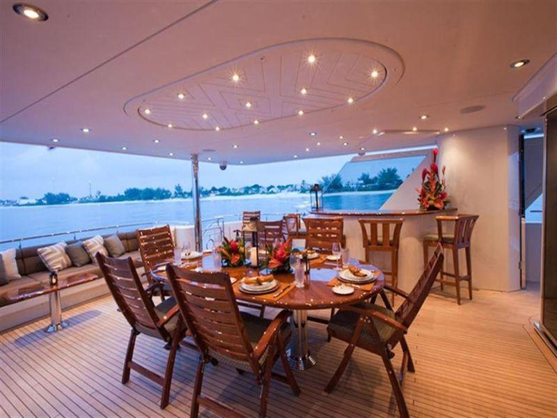 yacht Rule No.1