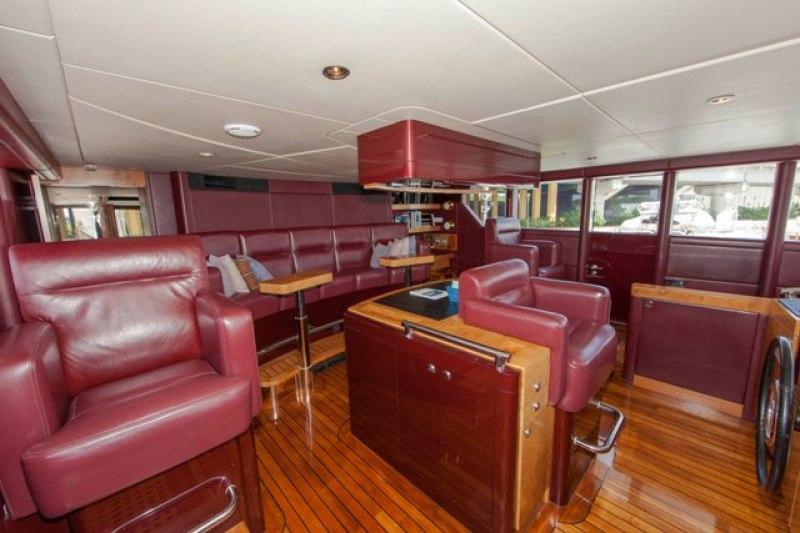yacht Oculus