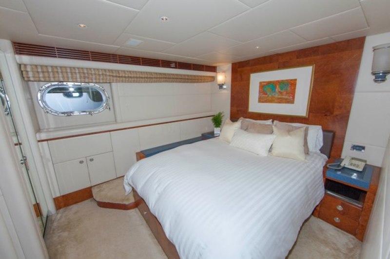 yacht Oculus