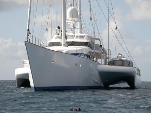yacht Pilar Rossi