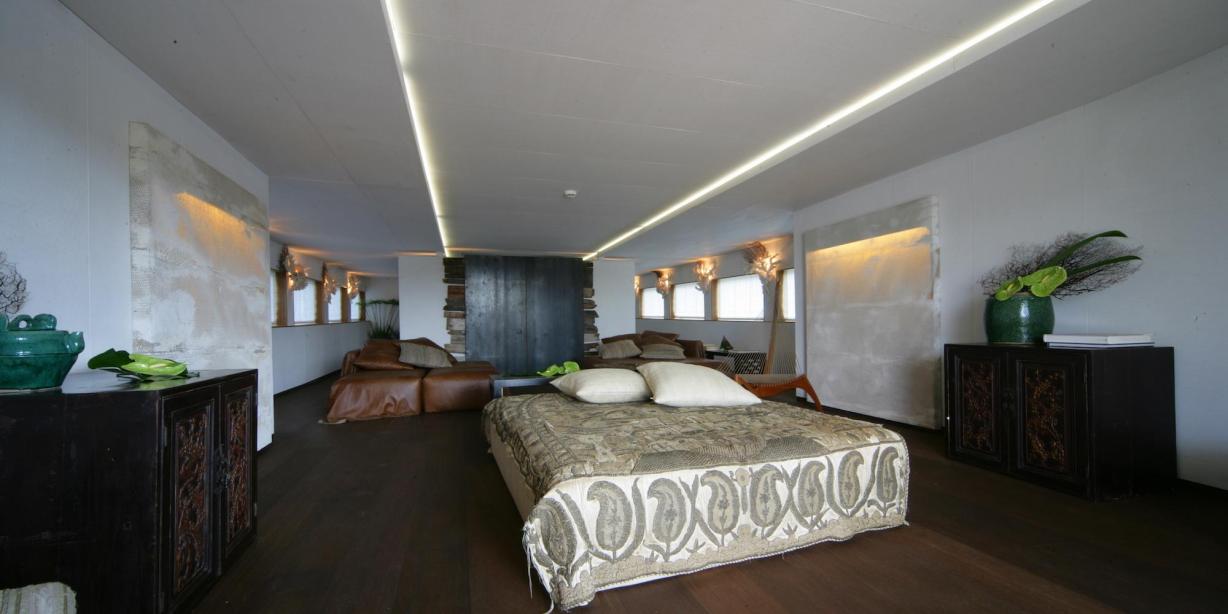 yacht Prometej