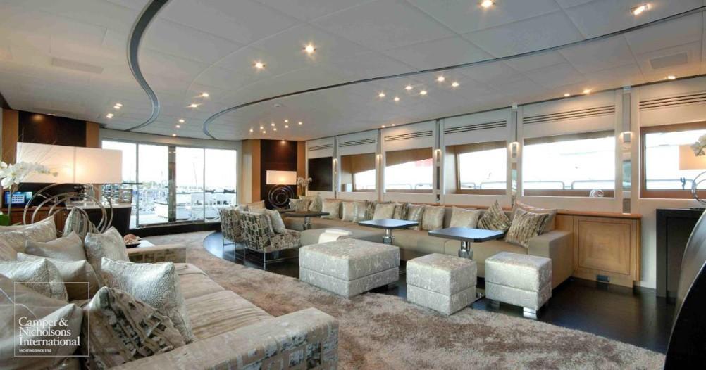 yacht D’One