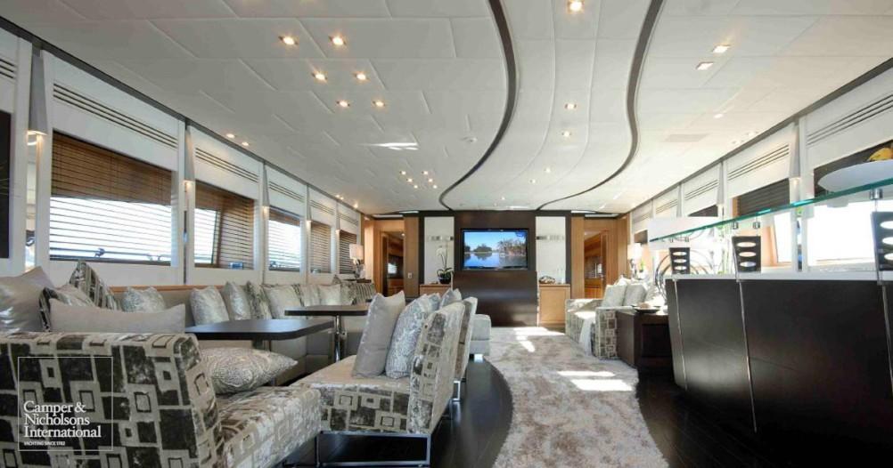 yacht D’One