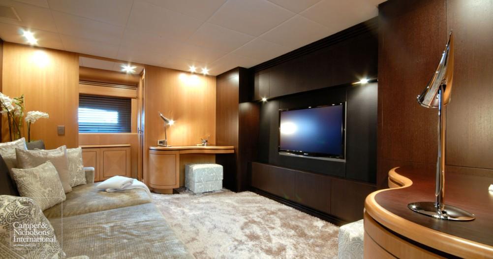 yacht D’One