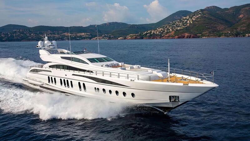 yacht D’One