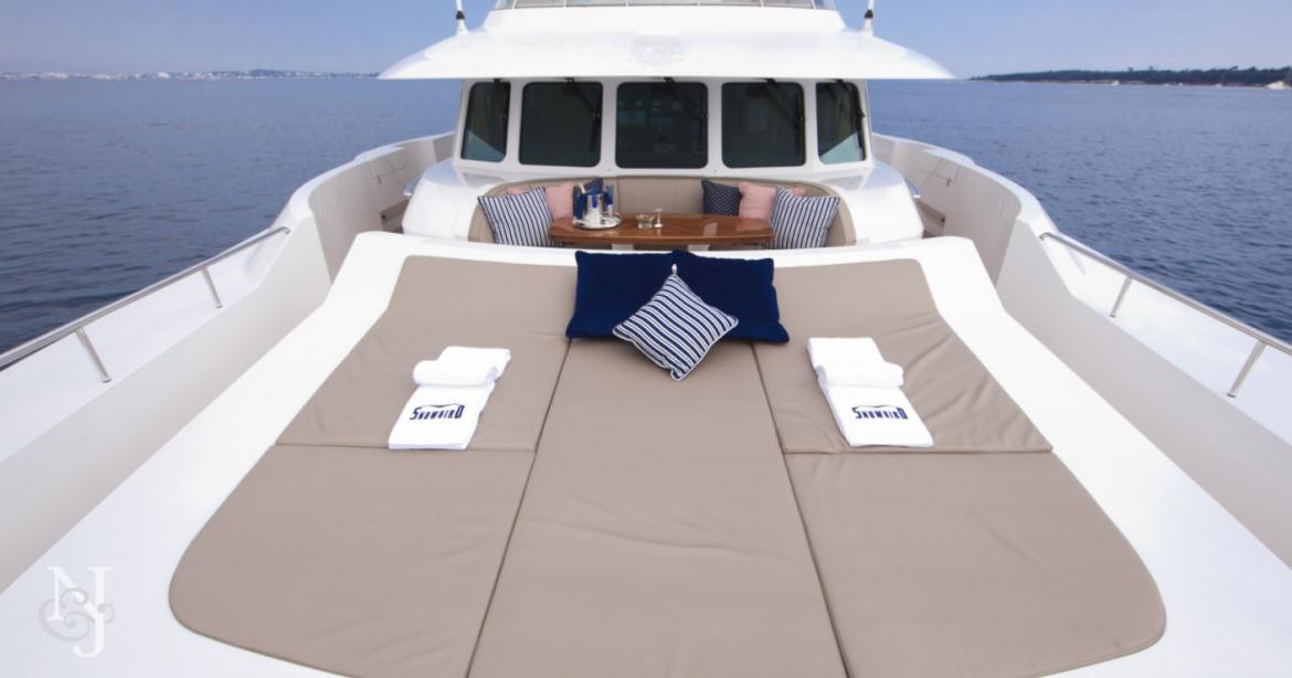 yacht SnowbirD